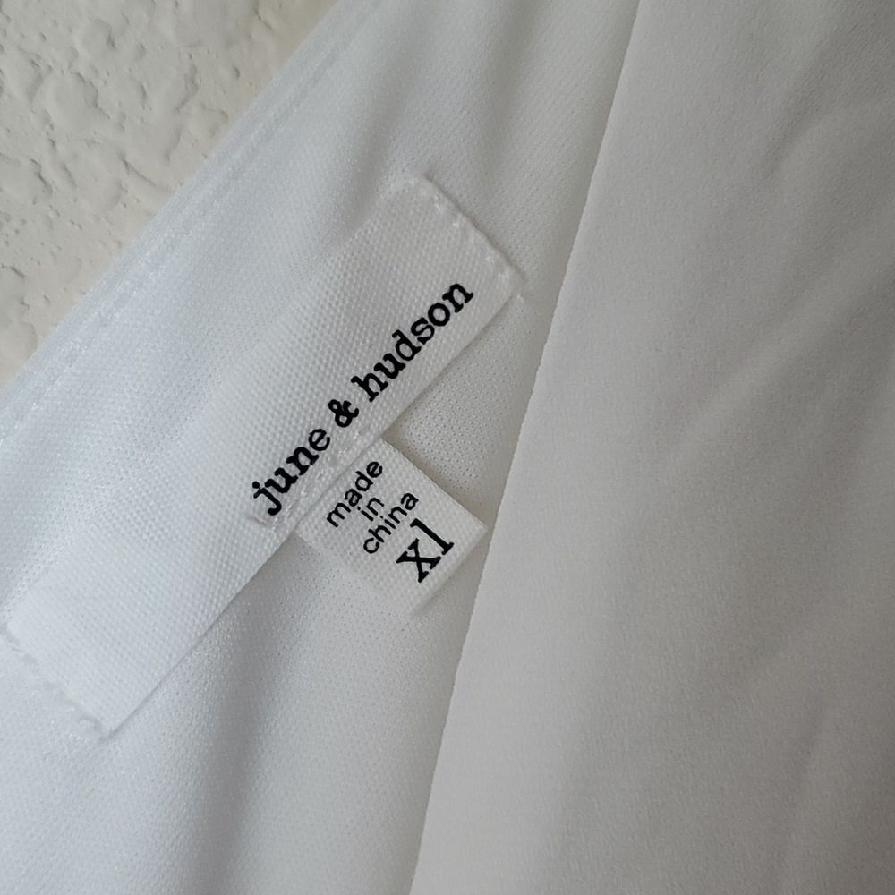 NWT June & Hudson Jumpsuit XL Blue White 2 Tone Wide Leg Colorblock Short Sleeve - Picture 5 of 16